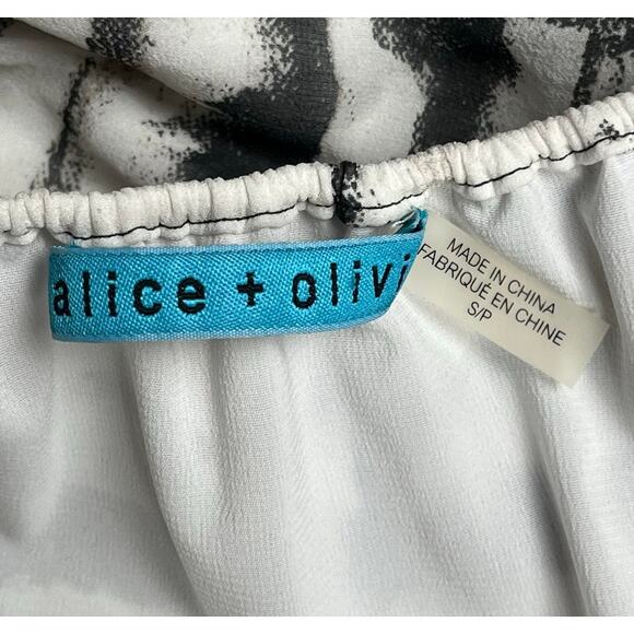 Alice + Olivia Black & White Brushstroke Print 3/4 Silk Blouse Top Lightweight S - Picture 7 of 7